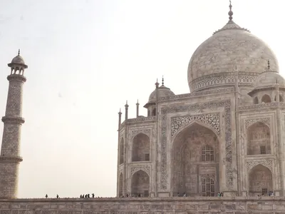 Agra Travel Guide — Taj Mahal on a Student Budget