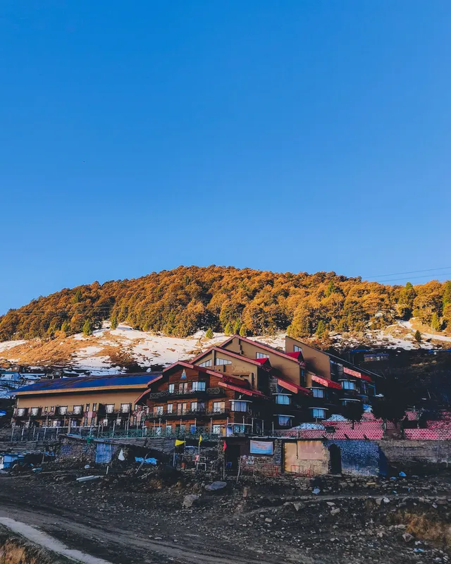 Auli Travel Guide — Budget Skiing in Uttarakhand