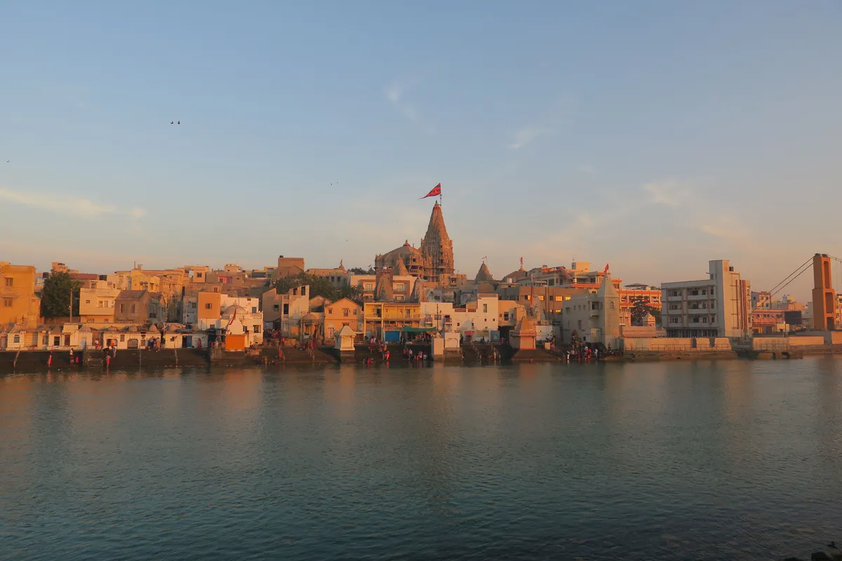 Dwarka Travel Guide — Lord Krishna's Kingdom on a Budget