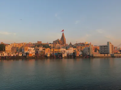 Dwarka Travel Guide — Lord Krishna's Kingdom on a Budget