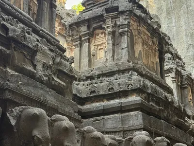 Ellora Caves Travel Guide