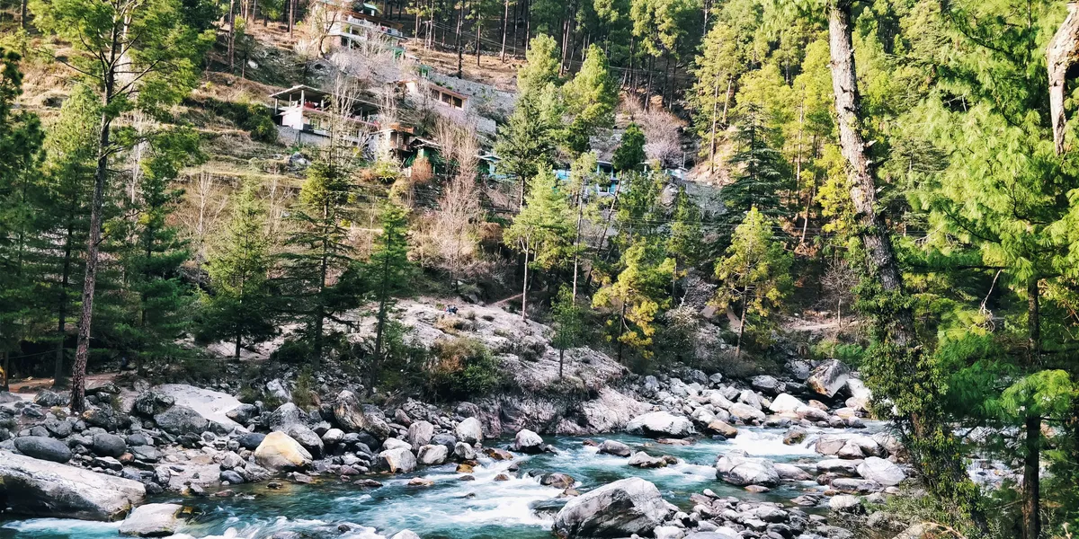 Kasol Travel Guide — Parvati Valley on a Student Budget
