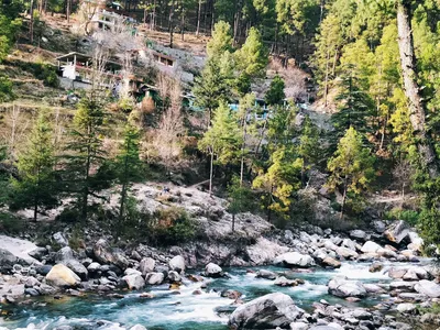 Kasol Travel Guide — Parvati Valley on a Student Budget