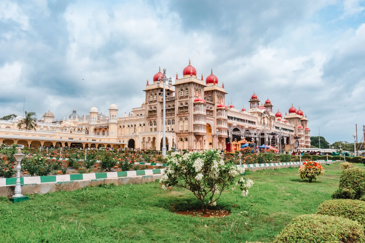 Mysuru Travel Guide — Palace and Yoga Capital on a Budget