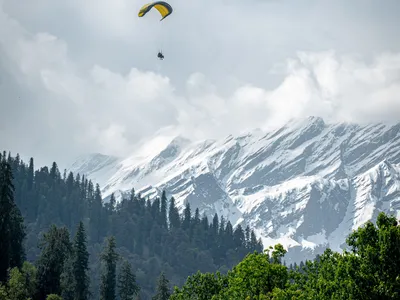 Solang Valley Paragliding (Manali)